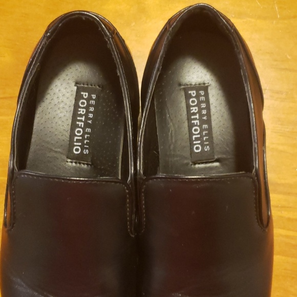 Perry Ellis Dress Shoes - Picture 2 of 5